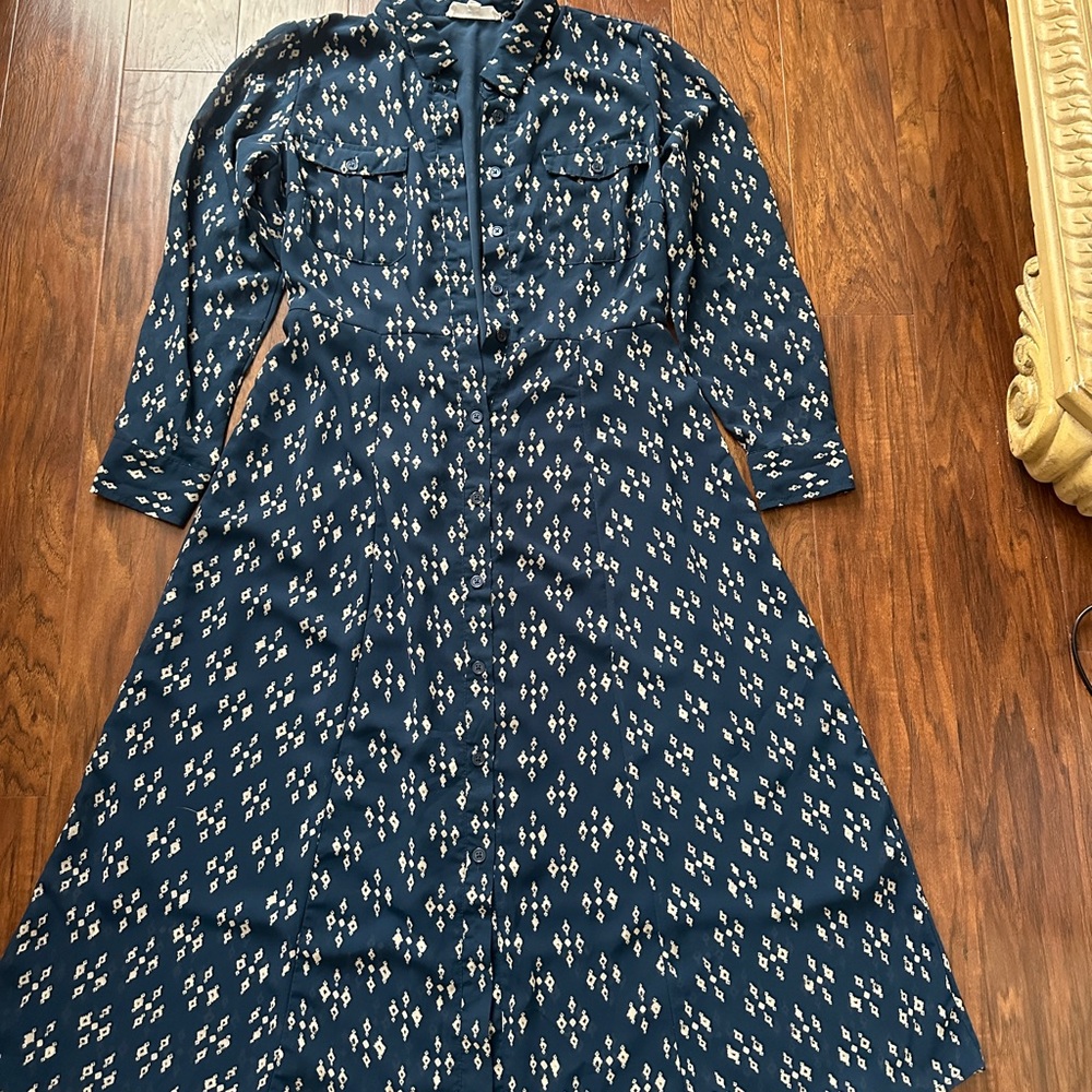 Elegant Navy Patterned Dress